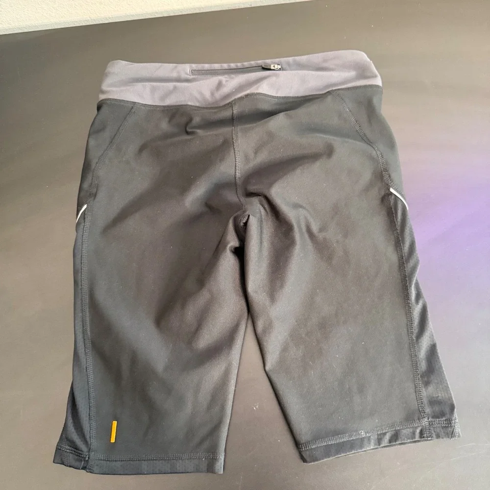 Lucy Tech Activewear Running Bike Shorts Womens XS Black Reflective Pocket
